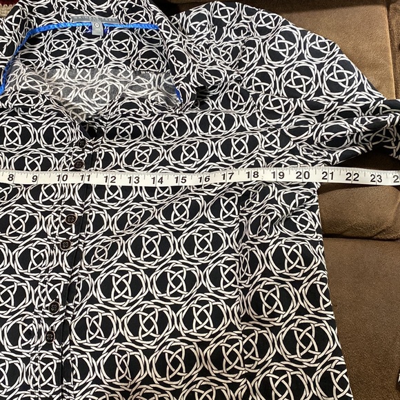 Foxcroft button up Blouse size Medium - Picture 4 of 9